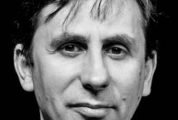 Dinis Guarda, Expert Digital Marketing and AI